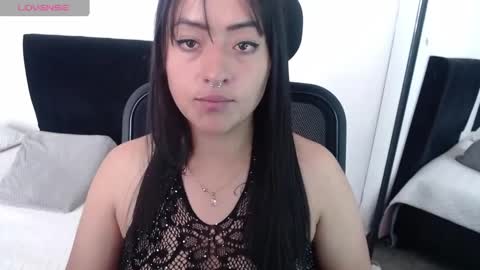 Snapshot of jjulietha95 chatting on 8, 10, 2025 Julieta online show from 8, 10, 2025