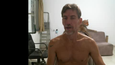 Snapshot of jlmbud chatting on 18, 10, 2025 jlmbud online show from 18, 10, 2025