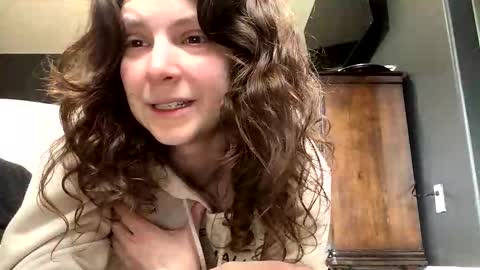 Snapshot of jlynn1997 chatting on 15, 3, 2026 jlynn1997 online show from 15, 3, 2026