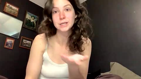 Snapshot of jlynn1997 chatting on 13, 4, 2026 jlynn1997 online show from 13, 4, 2026