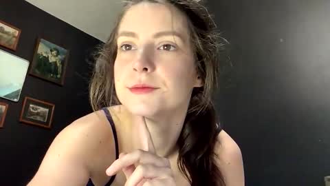 Snapshot of jlynn1997 chatting on 15, 4, 2026 jlynn1997 online show from 15, 4, 2026