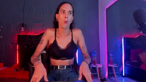 Snapshot of joaisaza chatting on 19, 1, 2025 Joa Isaza online show from 19, 1, 2025