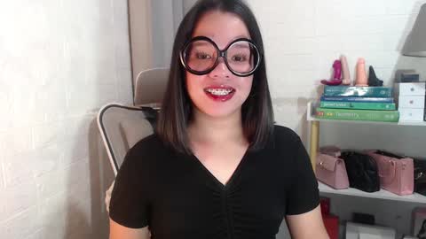 Joana online show from 5, 1, 2025