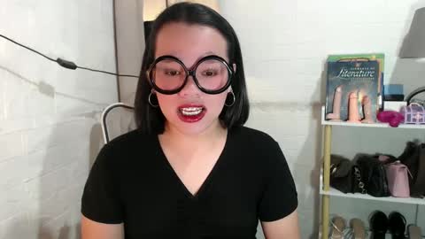 Joana online show from 12, 2, 2025