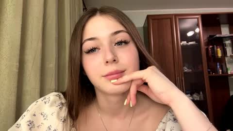 Snapshot of joanalkins chatting on 13, 4, 2026 Adel online show from 13, 4, 2026