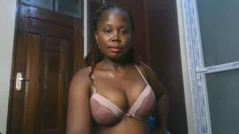 Snapshot of joankein_255 chatting on 11, 10, 2025 varl online show from 11, 10, 2025