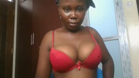 Snapshot of joankein_255 chatting on 19, 11, 2025 varl online show from 19, 11, 2025