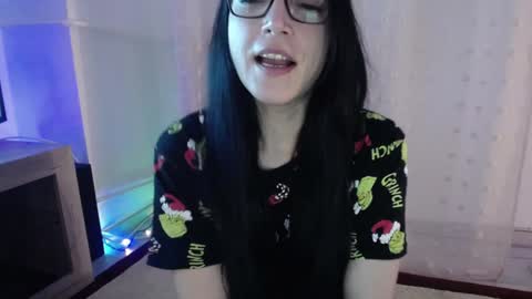 Snapshot of joanna_cw chatting on 12, 12, 2024 Jo online show from 12, 12, 2024