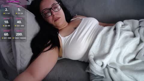 Snapshot of joanna_cw chatting on 8, 10, 2025 Jo online show from 8, 10, 2025