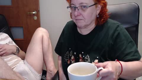 Snapshot of joannaandneighbour chatting on 27, 12, 2024 Joanna and Greg online show from 27, 12, 2024