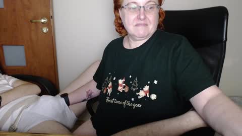 Snapshot of joannaandneighbour chatting on 30, 12, 2024 Joanna and Greg online show from 30, 12, 2024