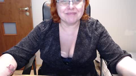 Snapshot of joannaandneighbour chatting on 3, 1, 2025 Joanna and Greg online show from 3, 1, 2025