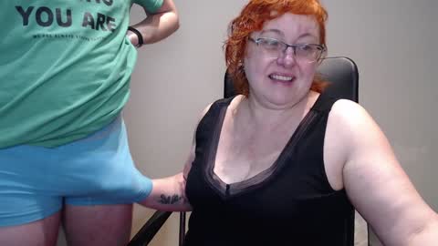 Snapshot of joannaandneighbour chatting on 5, 1, 2025 Joanna and Greg online show from 5, 1, 2025