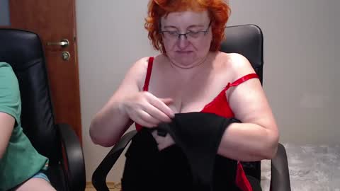 Snapshot of joannaandneighbour chatting on 5, 1, 2025 Joanna and Greg online show from 5, 1, 2025