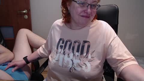 Snapshot of joannaandneighbour chatting on 10, 1, 2025 Joanna and Greg online show from 10, 1, 2025