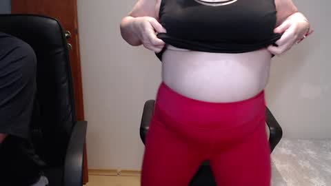 Snapshot of joannaandneighbour chatting on 21, 1, 2025 Joanna and Greg online show from 21, 1, 2025