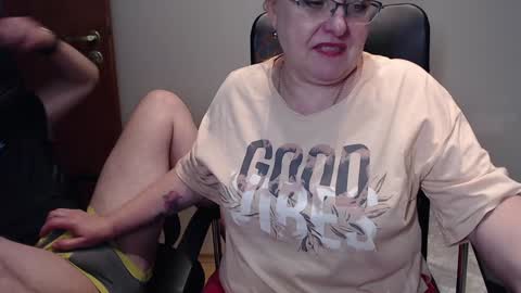 Snapshot of joannaandneighbour chatting on 23, 1, 2025 Joanna and Greg online show from 23, 1, 2025