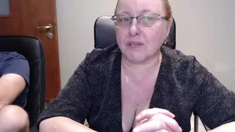 Snapshot of joannaandneighbour chatting on 9, 2, 2025 Joanna and Greg online show from 9, 2, 2025