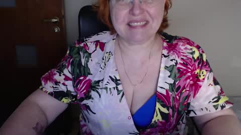 Snapshot of joannaandneighbour chatting on 3, 3, 2025 Joanna and Greg online show from 3, 3, 2025