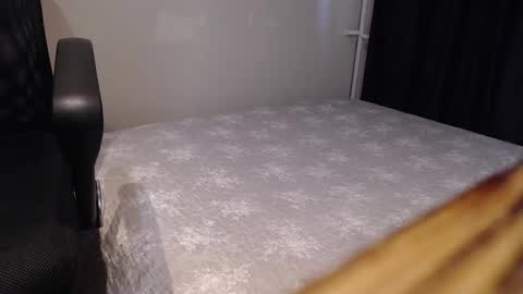 Snapshot of joannaandneighbour chatting on 4, 3, 2025 Joanna and Greg online show from 4, 3, 2025