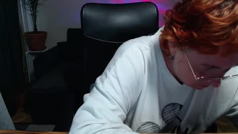 Snapshot of joannaandneighbour chatting on 18, 10, 2025 Joanna and Greg online show from 18, 10, 2025