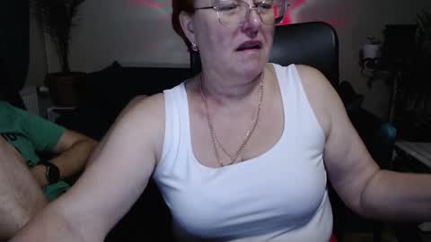 Snapshot of joannaandneighbour chatting on 12, 11, 2025 Joanna and Greg online show from 12, 11, 2025