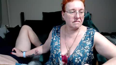 Snapshot of joannaandneighbour chatting on 11, 2, 2026 Joanna and Greg online show from 11, 2, 2026