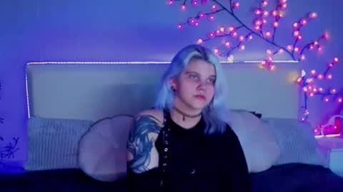 Snapshot of joannlowes chatting on 21, 9, 2025 Joann online show from 21, 9, 2025