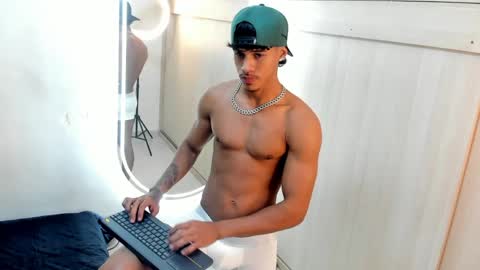 Snapshot of joao_da_silva19 chatting on 6, 6, 2026 Joao Da Silva online show from 6, 6, 2026