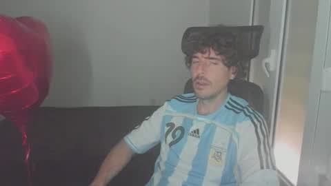 Snapshot of joaquin420_hot chatting on 14, 2, 2026 joaquin420_hot online show from 14, 2, 2026