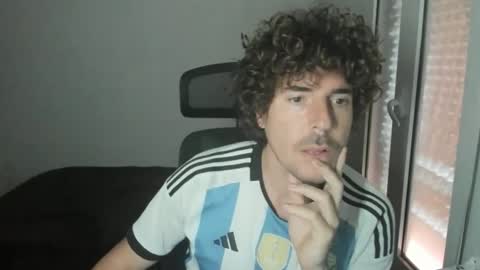 Snapshot of joaquin420_hot chatting on 9, 3, 2026 joaquin420_hot online show from 9, 3, 2026