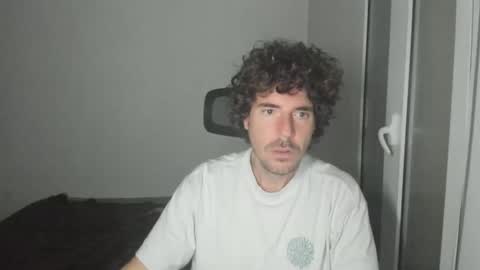 Snapshot of joaquin420_hot chatting on 14, 3, 2026 joaquin420_hot online show from 14, 3, 2026