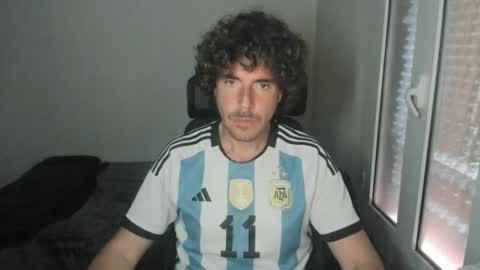 Snapshot of joaquin420_hot chatting on 4, 4, 2026 joaquin420_hot online show from 4, 4, 2026