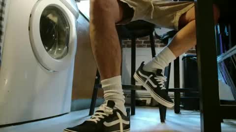 GUILLAUME feet and socks online show from 8, 2, 2025