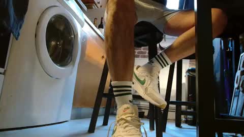 GUILLAUME feet and socks online show from 16, 2, 2025