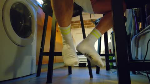GUILLAUME feet and socks online show from 25, 2, 2025