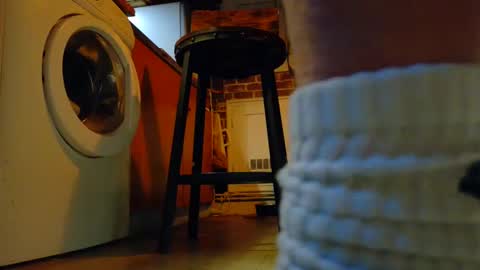 GUILLAUME feet and socks online show from 10, 3, 2025