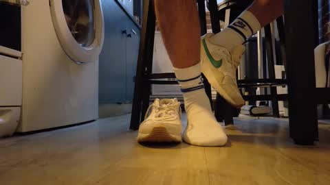GUILLAUME feet and socks online show from 28, 9, 2025