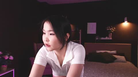 Amina online show from 1, 2, 2025