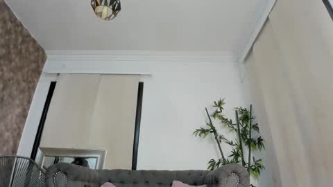 Snapshot of jocelyn_santana chatting on 4, 12, 2025 Jocy online show from 4, 12, 2025