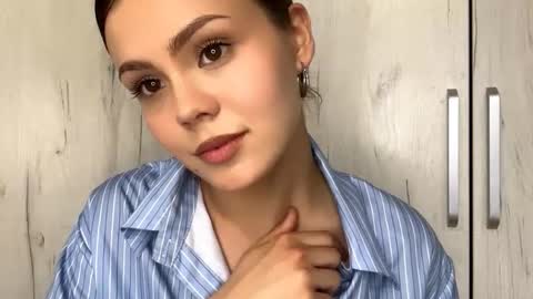 Snapshot of jodeesolarz chatting on 3, 3, 2026 Mila online show from 3, 3, 2026