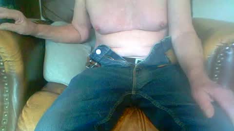 Snapshot of joeblow61616 chatting on 13, 1, 2025 joeblow61616 online show from 13, 1, 2025