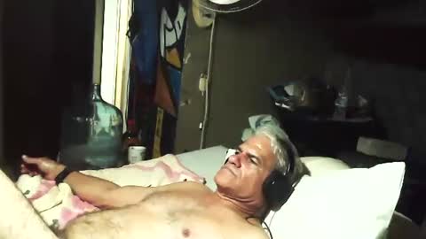 Snapshot of joelcojones chatting on 18, 12, 2024 joelcojones online show from 18, 12, 2024