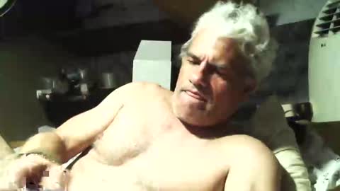 Snapshot of joelcojones chatting on 5, 2, 2025 joelcojones online show from 5, 2, 2025