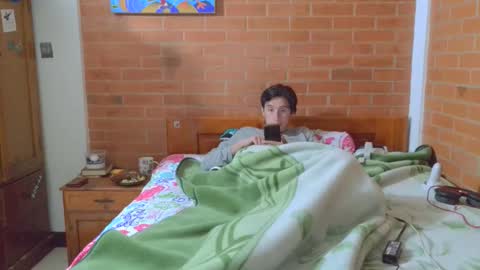 Snapshot of johan70nsexy chatting on 18, 3, 2026 johan70nsexy online show from 18, 3, 2026