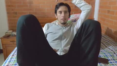 Snapshot of johan70nsexy chatting on 1, 4, 2026 johan70nsexy online show from 1, 4, 2026