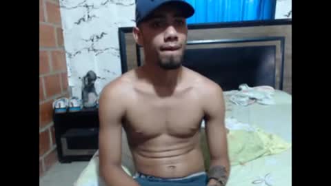 Snapshot of johan_horny_boy chatting on 21, 12, 2024 Johan online show from 21, 12, 2024