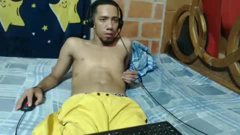 Snapshot of johan_horny_boy chatting on 4, 1, 2025 Johan online show from 4, 1, 2025