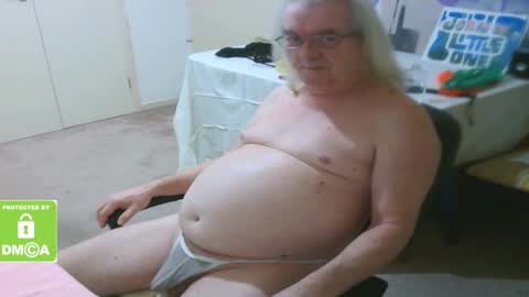 Snapshot of john_little_one chatting on 28, 1, 2025 JOHN online show from 28, 1, 2025