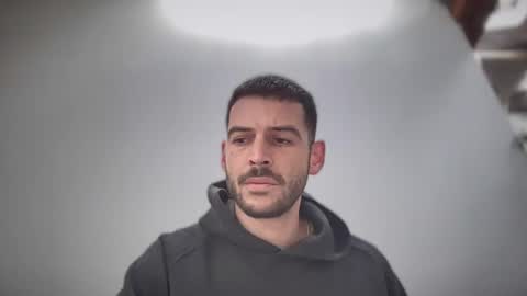 Snapshot of johnb69131 chatting on 18, 12, 2024 johnb online show from 18, 12, 2024